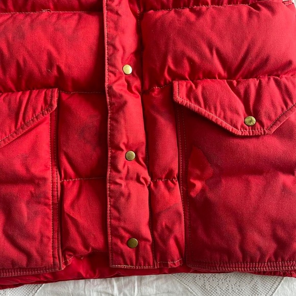 Vintage 70s red and blue puffer vest - Picture 6 of 6